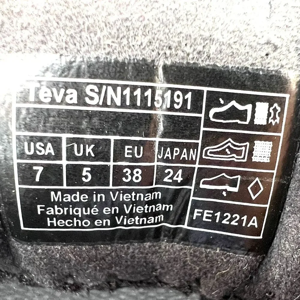 Teva Gateway Low Hiking Womans Size 7 Casual Shoes Black Dark Blue White 1115191